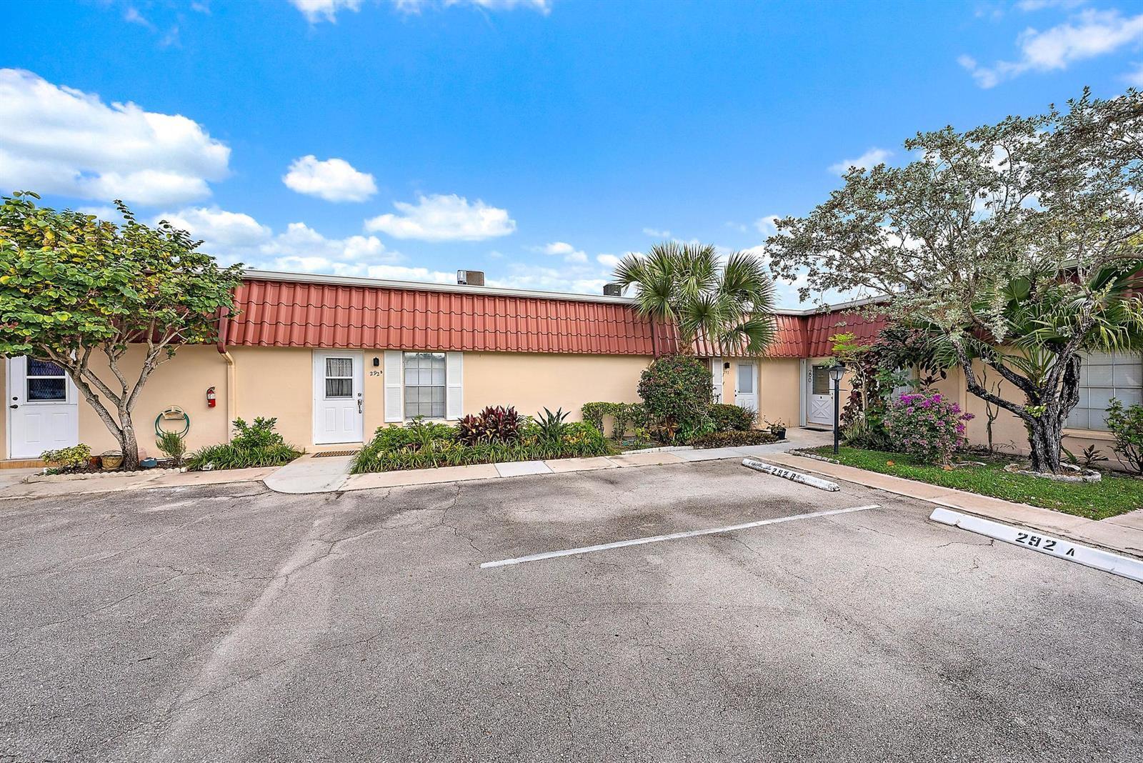 292 Cape Cod Circle # B, Lake Worth FL 33467
