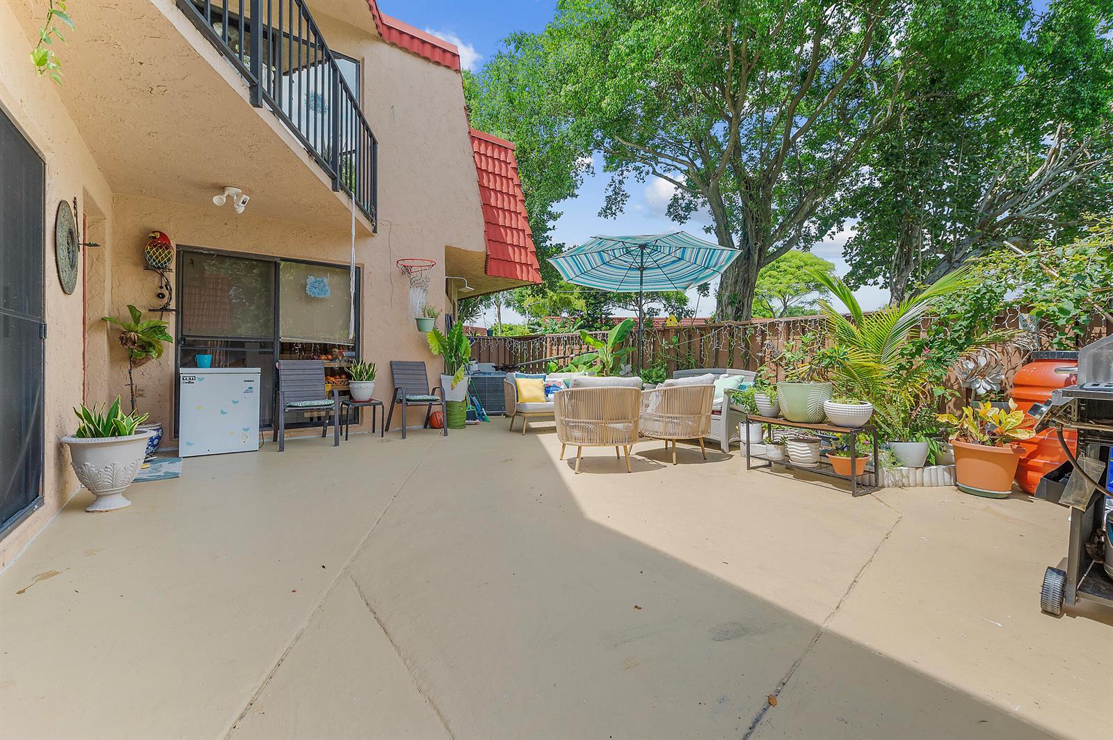 8141 Severn Drive # B, Boca Raton FL 33433 photo 2