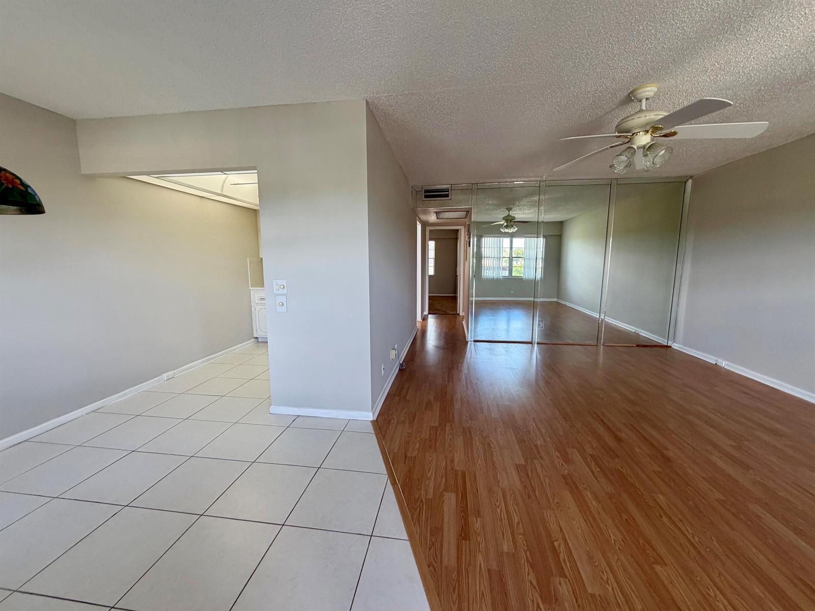 83 Preston B, Boca Raton FL 33434 photo 4