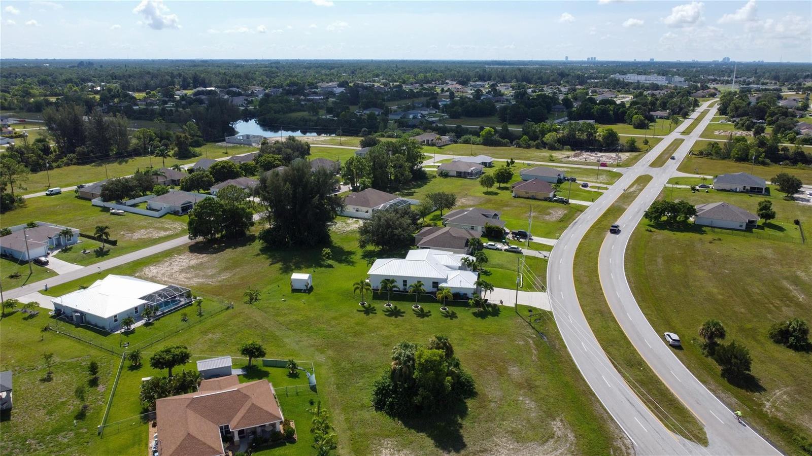 4239 E Gator Circle, Cape Coral FL 33909 photo 4