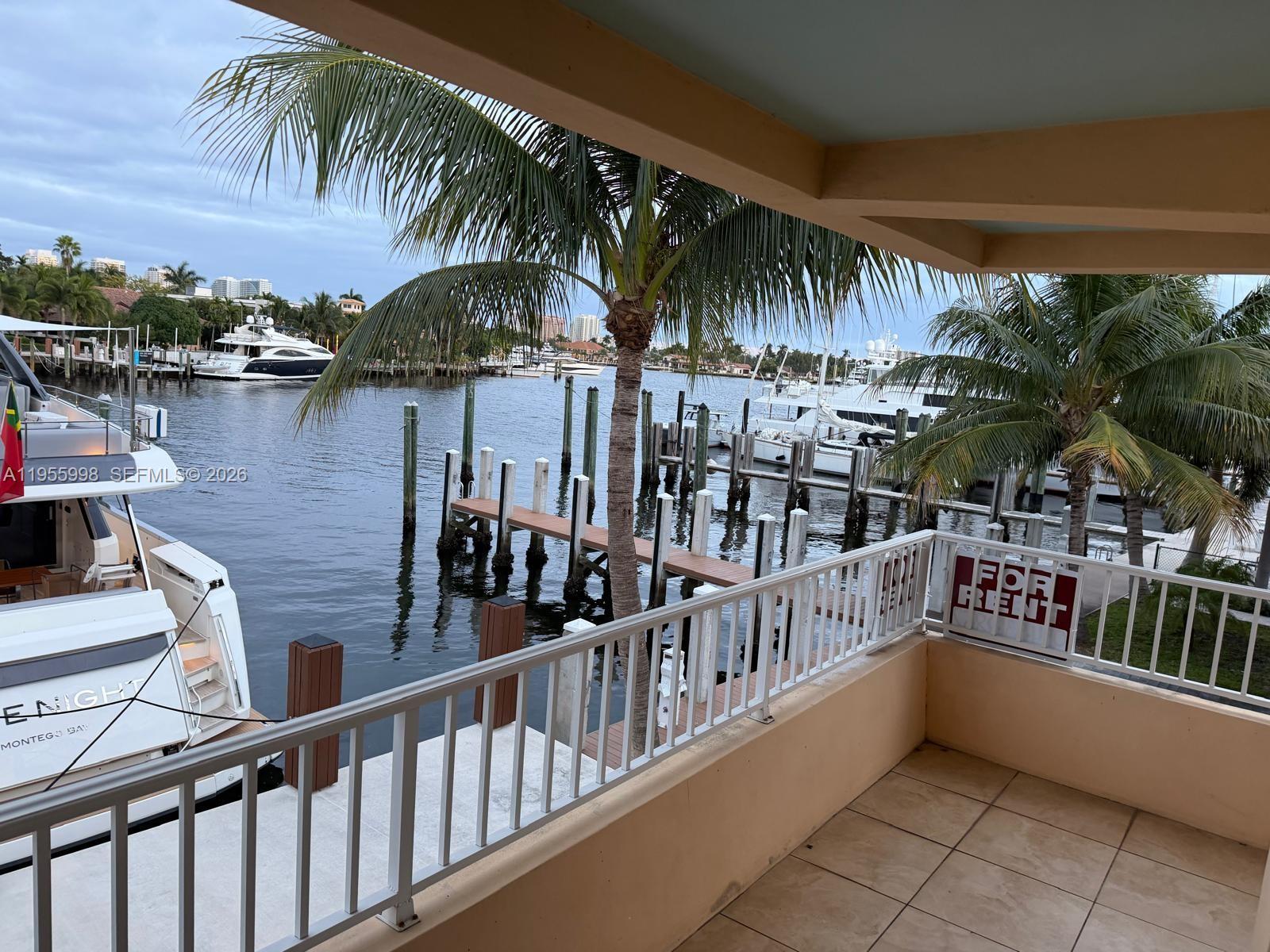 830 NE 20th Ave # 3, Fort Lauderdale FL 33304 photo 2