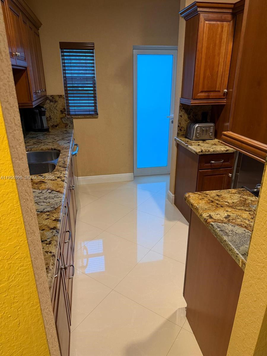 830 NE 20th Ave # 3, Fort Lauderdale FL 33304 photo 3
