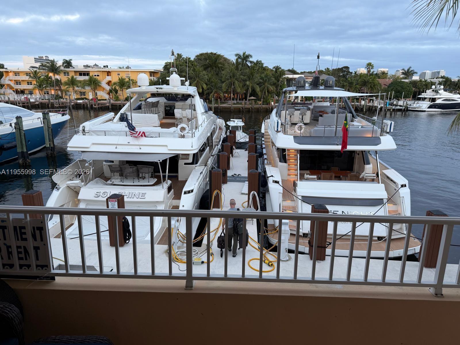 830 NE 20th Ave # 3, Fort Lauderdale FL 33304