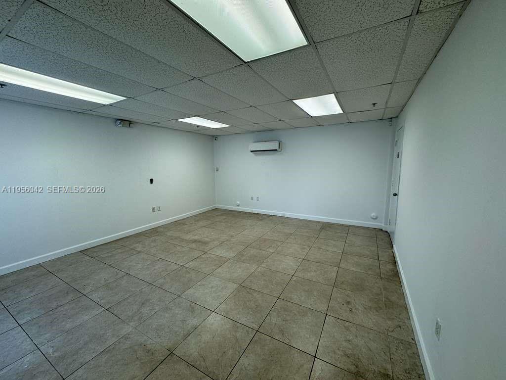 2385 NW 70th Ave # 13, Miami FL 33122 photo 2