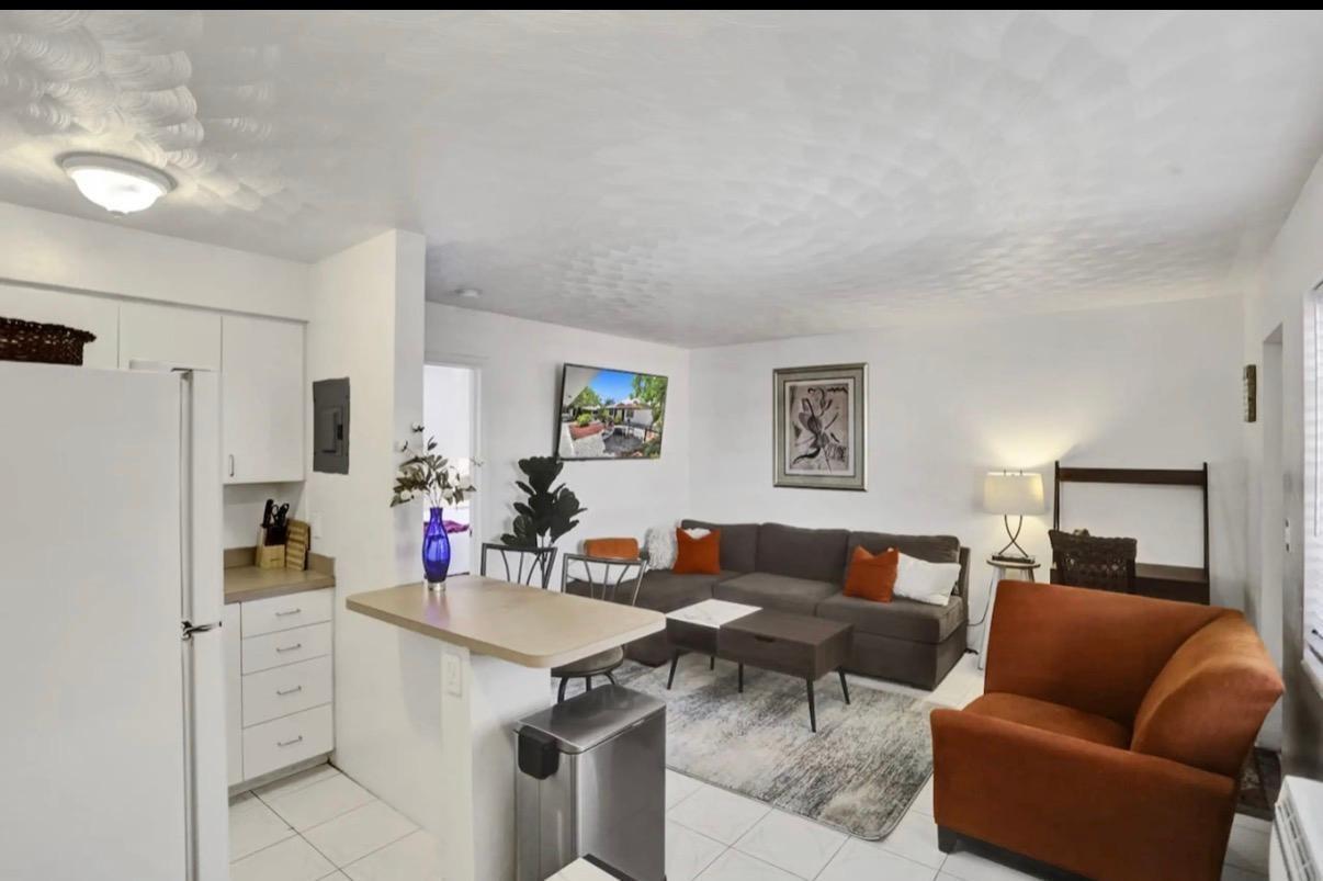 820 NE 16th Avenue # 2, Fort Lauderdale FL 33304 photo 2