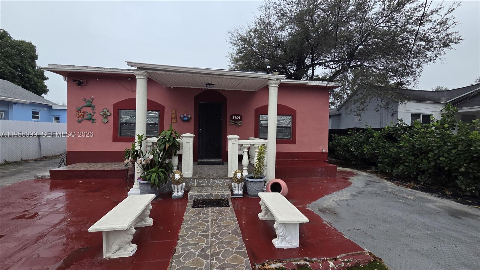 2764 NW 31st St, Miami FL 33142 photo 3