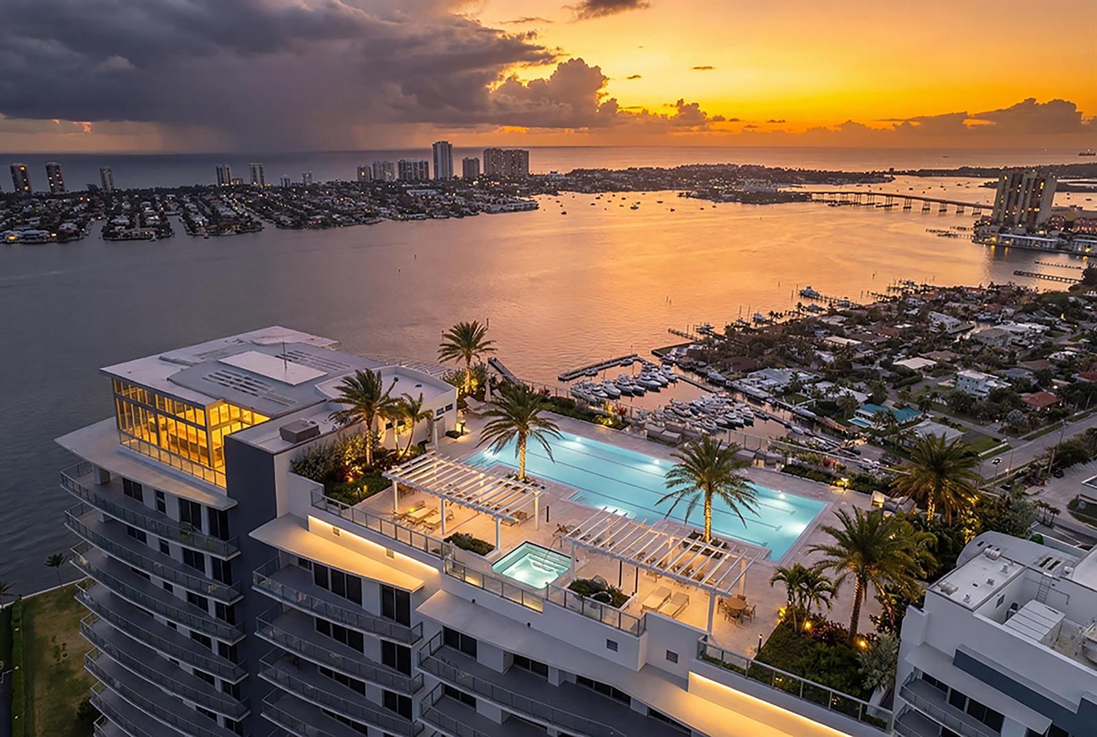 220 Lake Shore Drive # 1011, Lake Park FL 33403