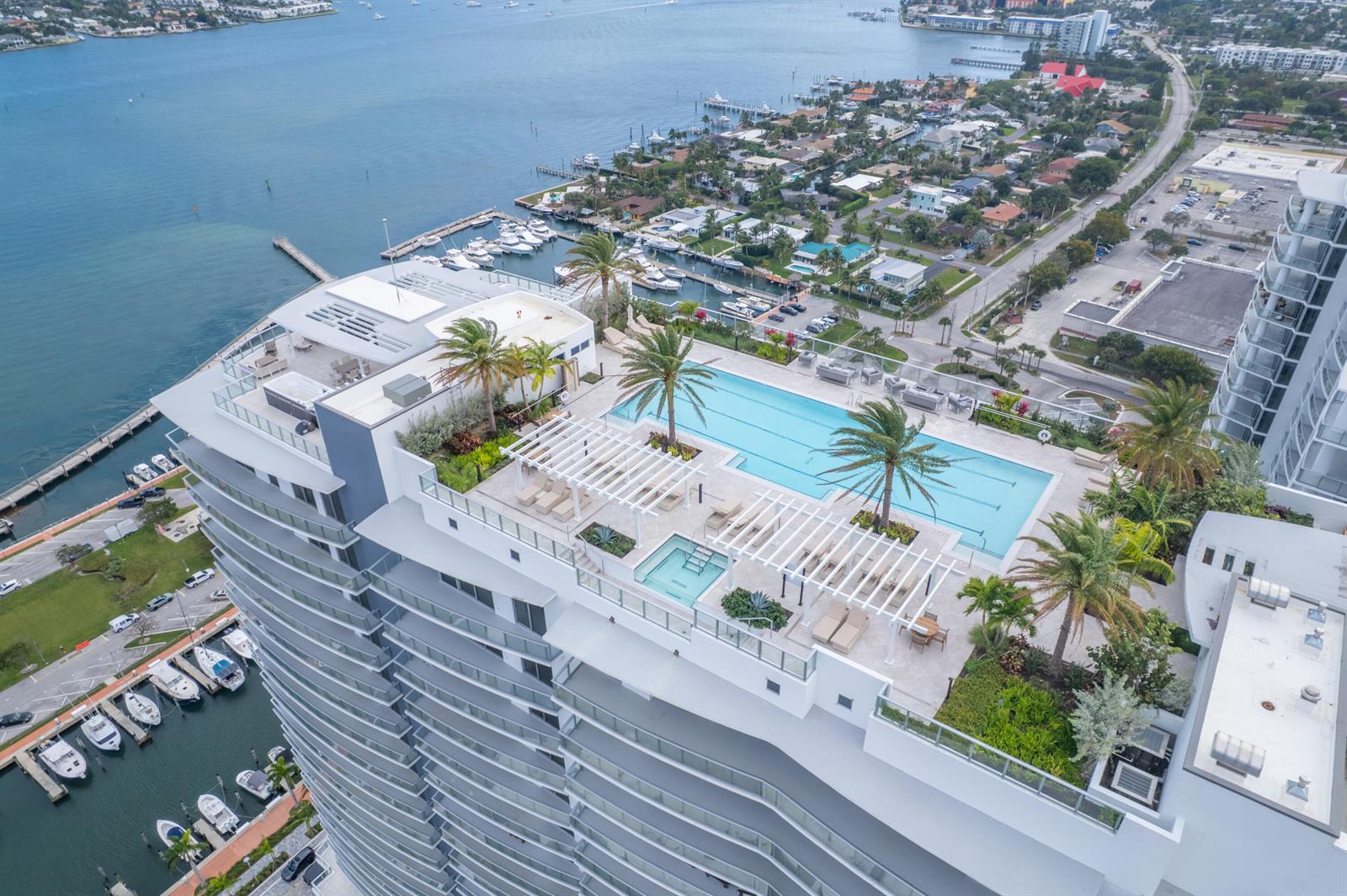 220 Lake Shore Drive # 1011, Lake Park FL 33403 photo 4