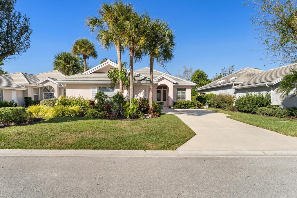7504 SE Bay Cedar Circle, Hobe Sound FL 33455 photo 2