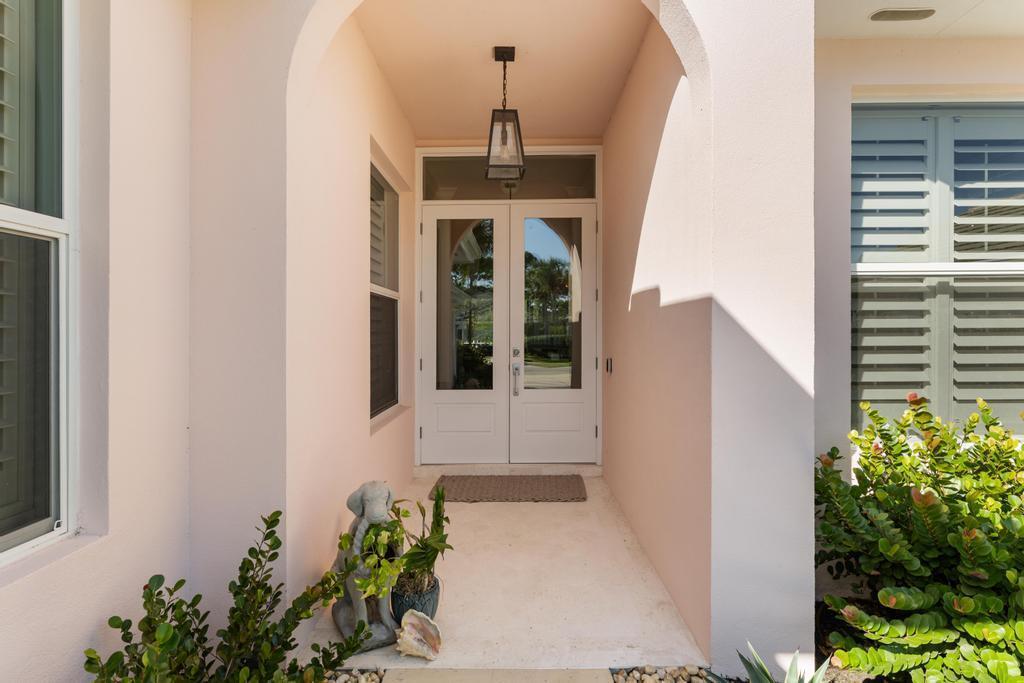 7504 SE Bay Cedar Circle, Hobe Sound FL 33455 photo 3