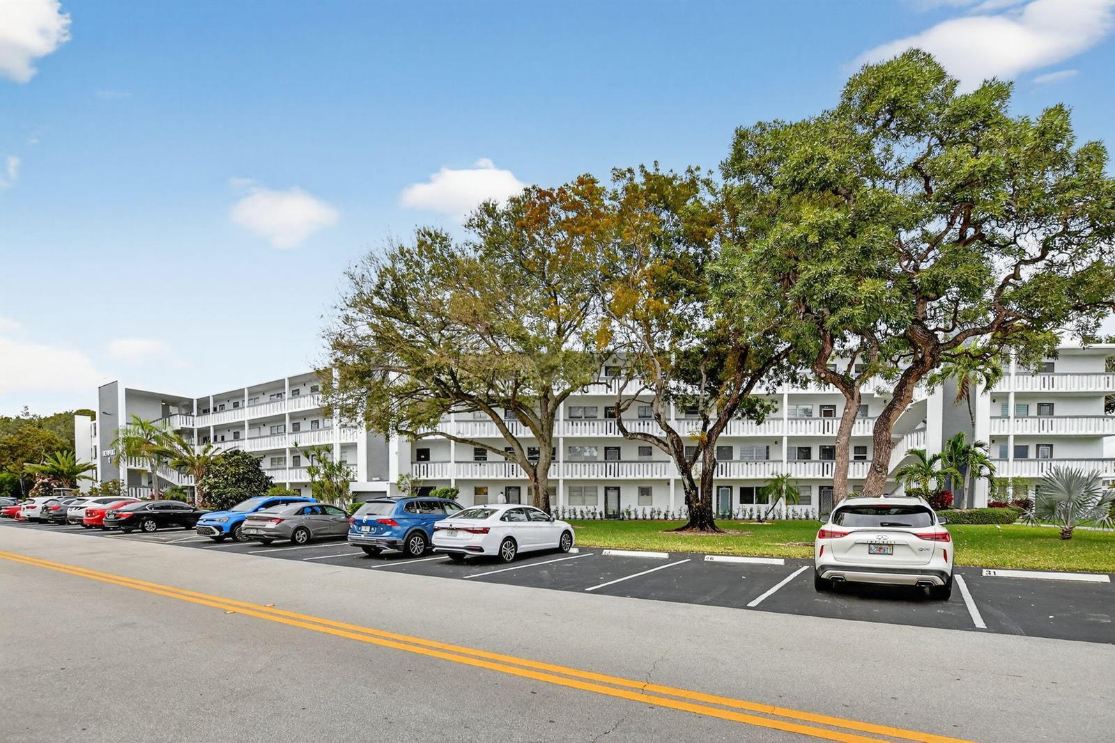2070 Newport Q, Deerfield Beach FL 33442