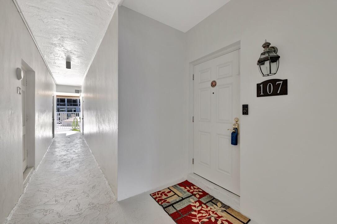 3050 NE 48th Street # 107, Fort Lauderdale FL 33308 photo 3