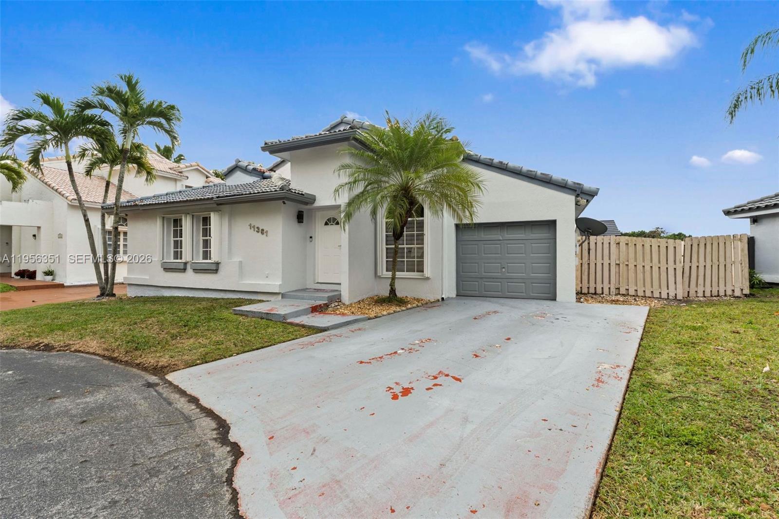11361 SW 160th Ct, Miami FL 33196 photo 2