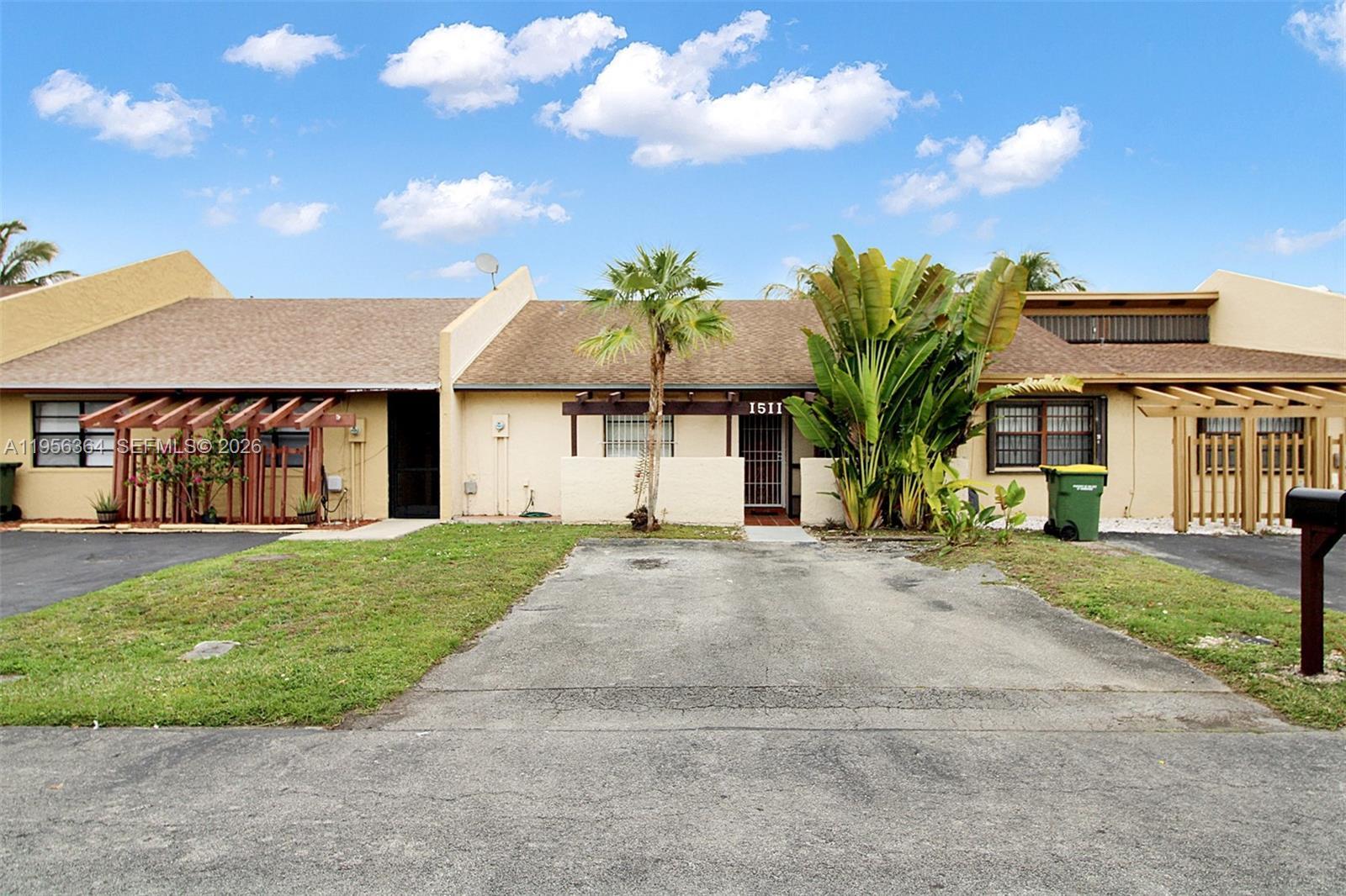 1511 Sandpiper Blvd, Homestead FL 33035 photo 3