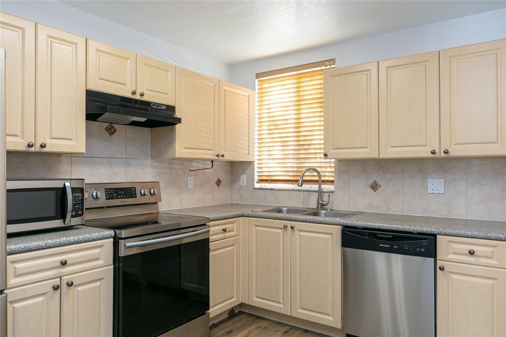 159 Hidden Court Road # 49, Hollywood FL 33023 photo 5