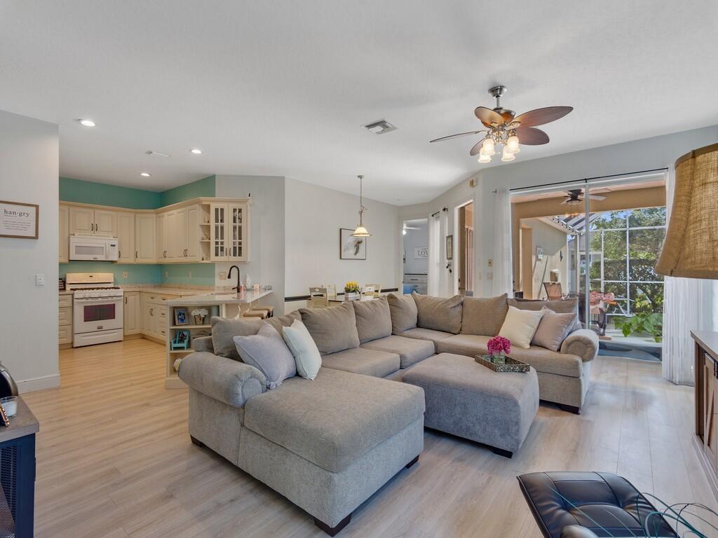 7543 15th Street, Vero Beach FL 32966 photo 4