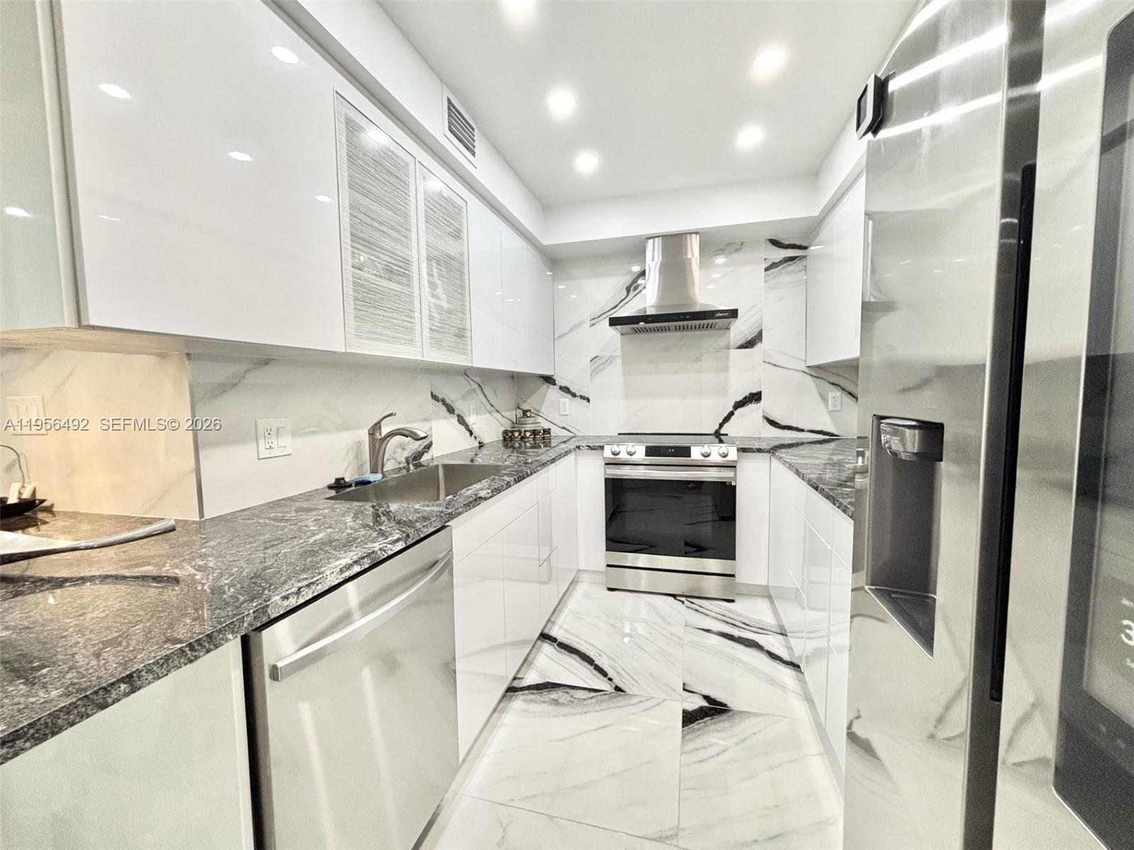 1965 S Ocean Dr # 15B, Hallandale Beach FL 33009 photo 4