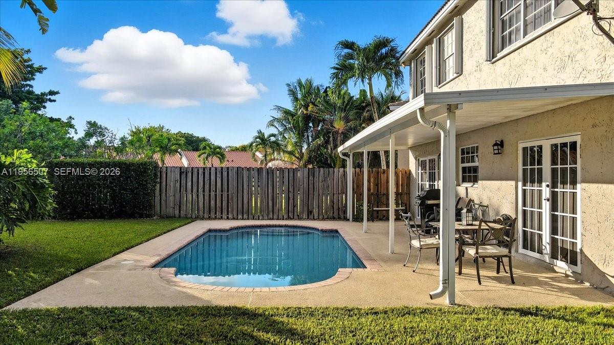 11230 SW 59th Pl, Cooper City FL 33330 photo 2