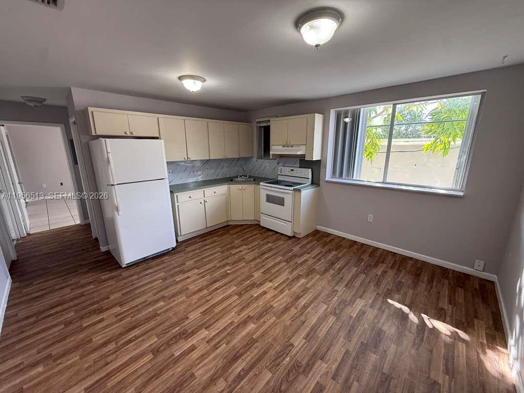229 NW 10th Ave # 4, Miami FL 33128 photo 5