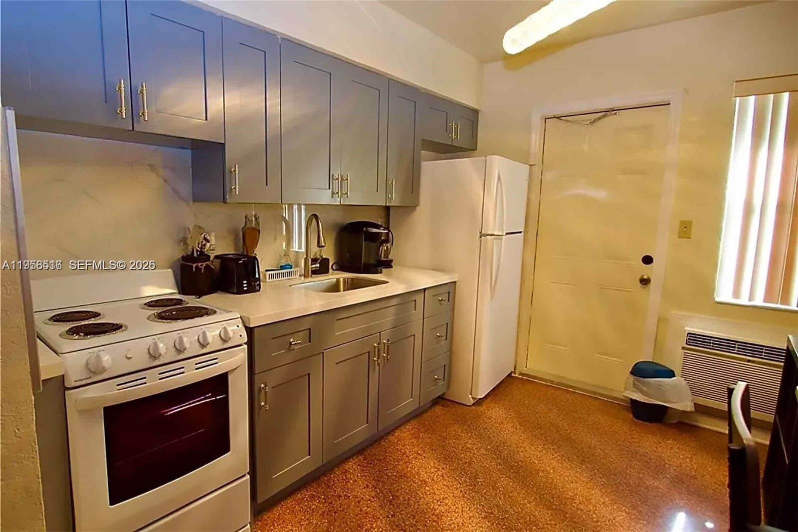 1934 Madison St # 1, Hollywood FL 33020 photo 3