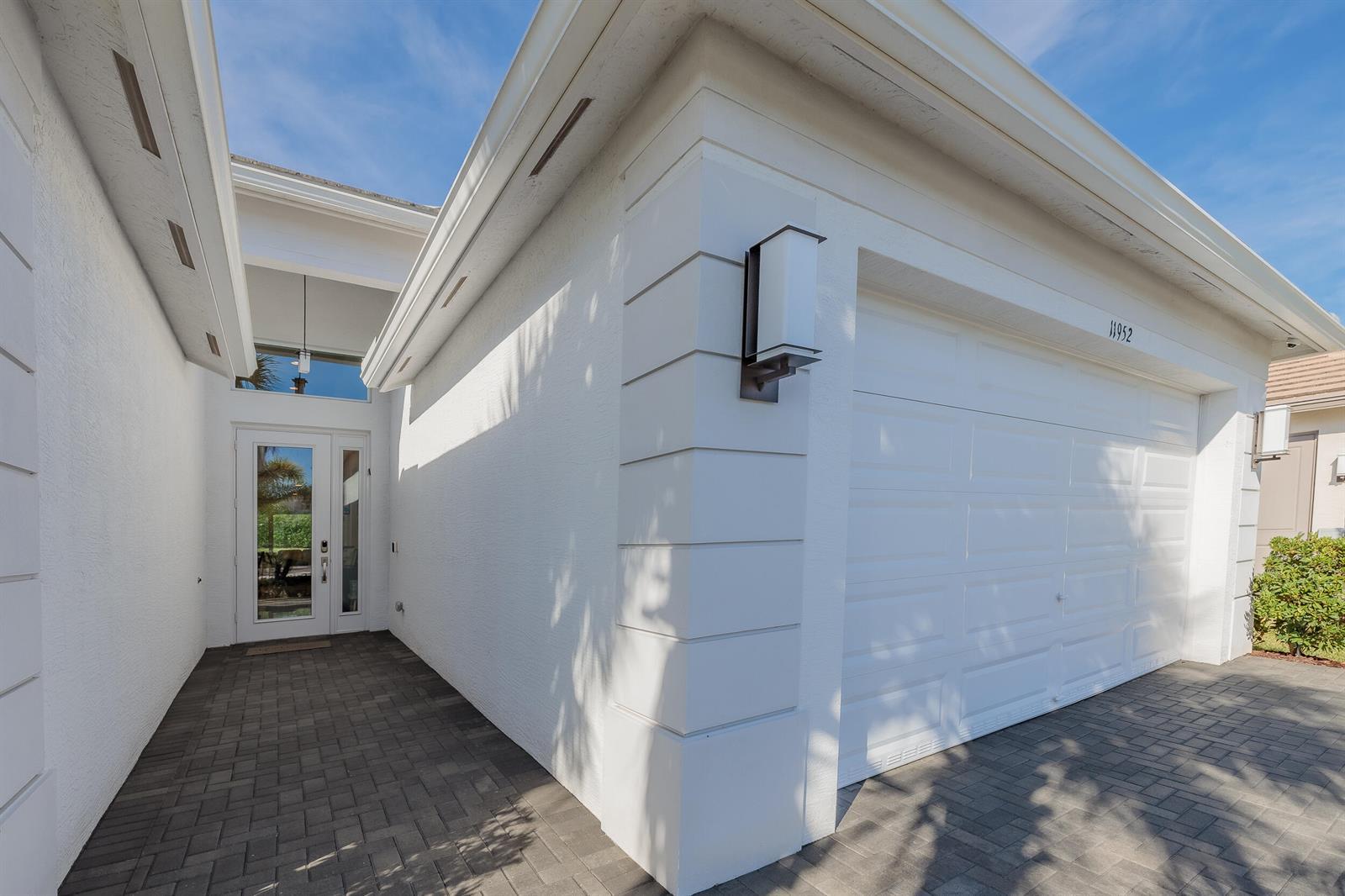 11952 SW Bristol Bay Drive, Port St. Lucie FL 34987 photo 3