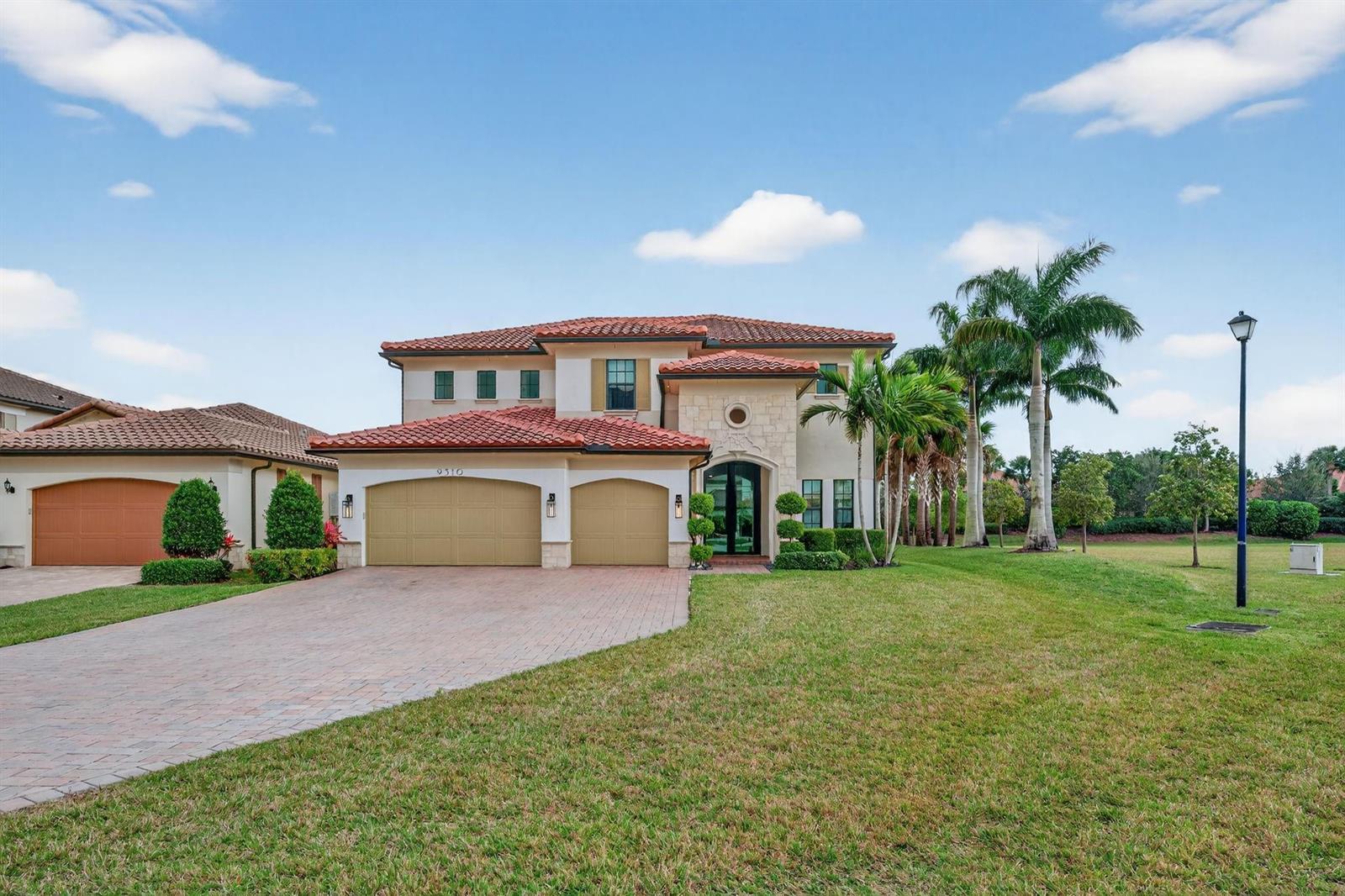 9310 Bayside Circle, Parkland FL 33076 photo 3