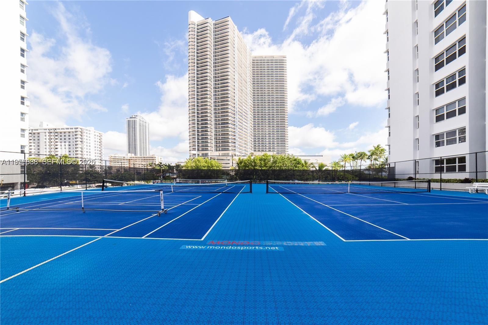 1904 S Ocean Dr # 1708, Hallandale Beach FL 33009 photo 4