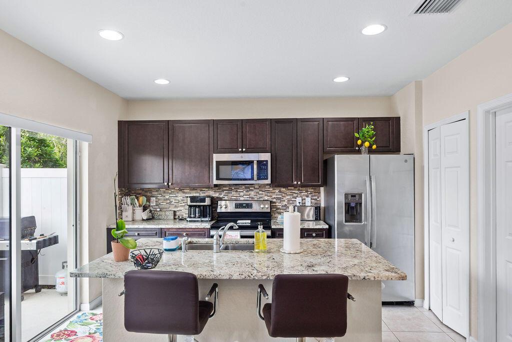 2550 NW Treviso Circle, Port St. Lucie FL 34986 photo 2