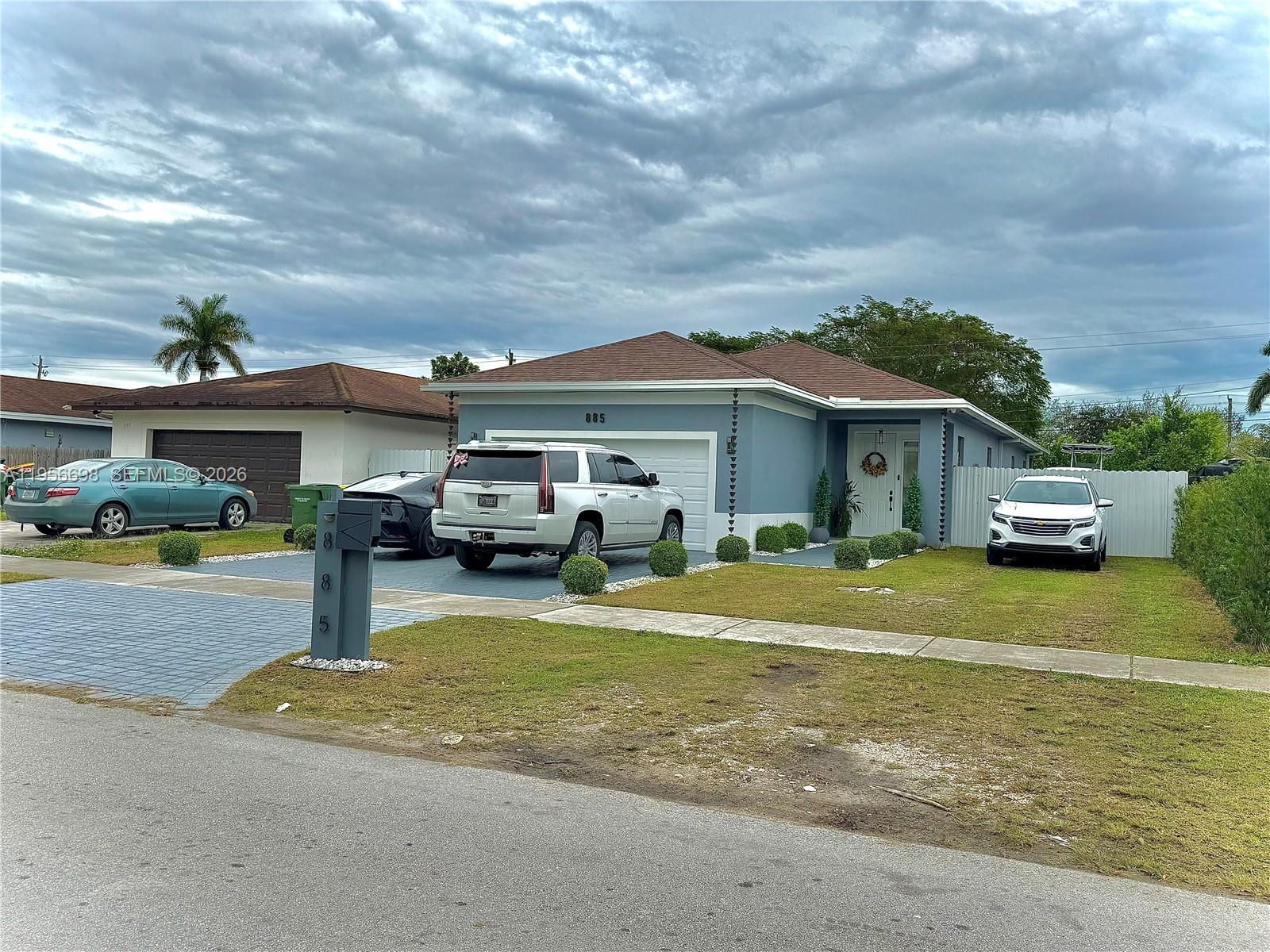 885 NE 3rd Ave, Homestead FL 33030 photo 4