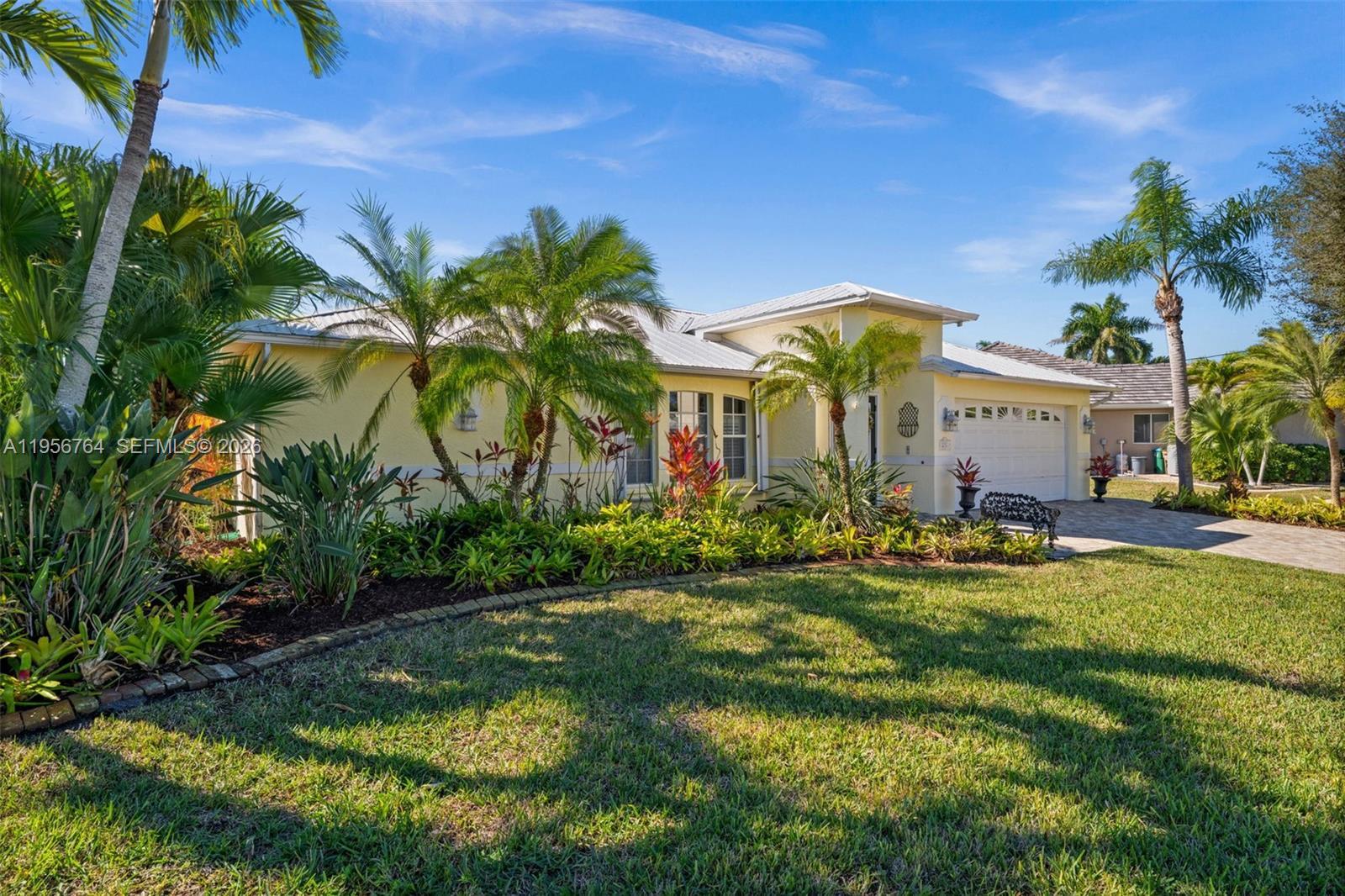 2926 SW 38th Ter, Cape Coral FL 33914 photo 5