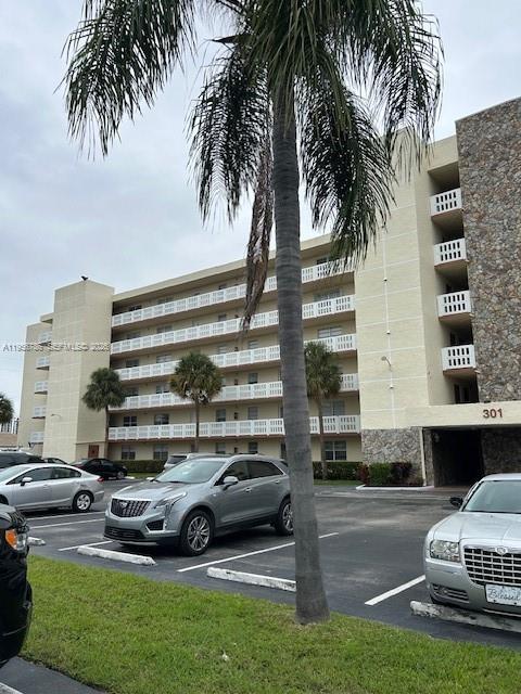 301 SE 3rd St # 601, Dania Beach FL 33004 photo 2