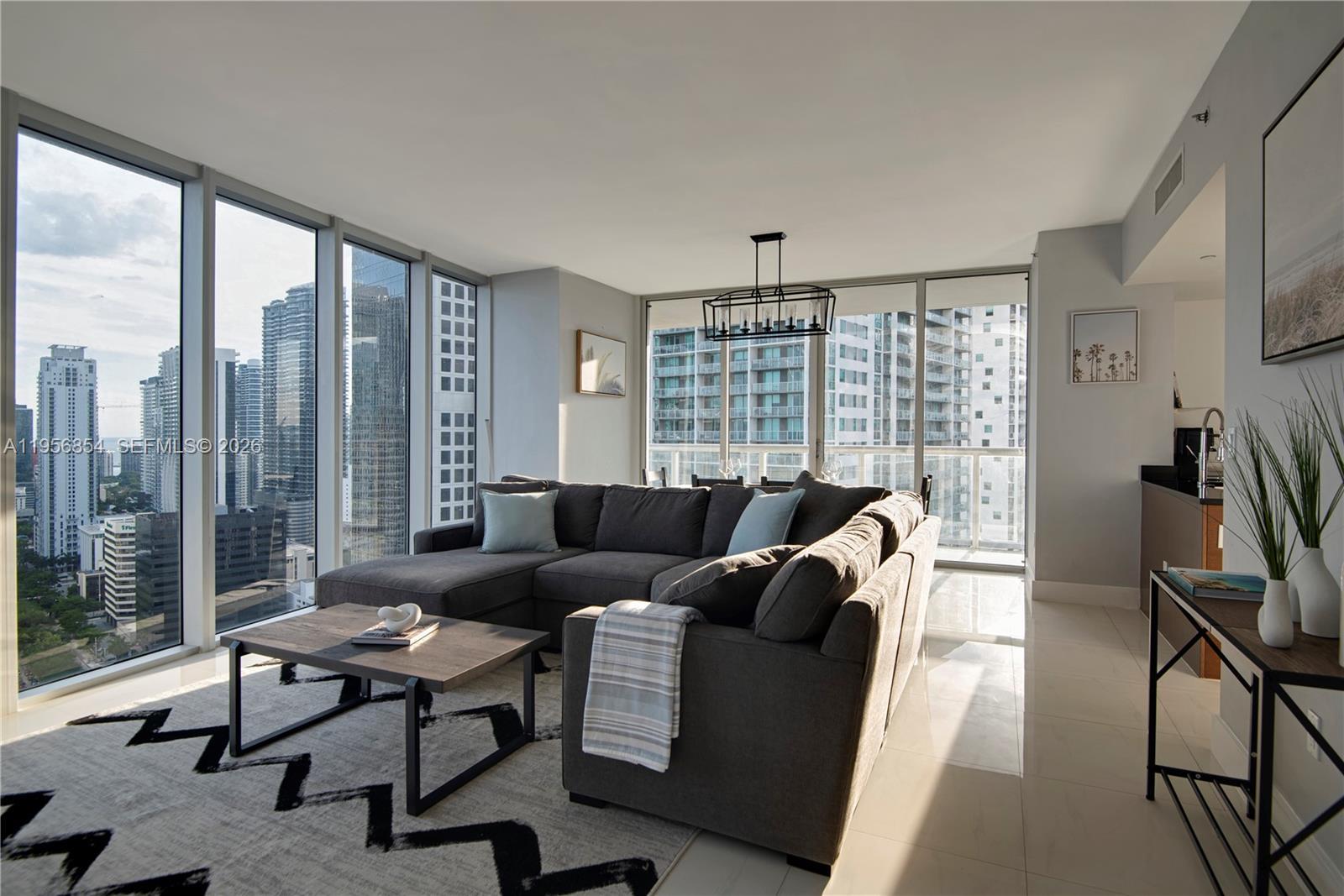 485 Brickell Ave # 3208, Miami FL 33131 photo 4