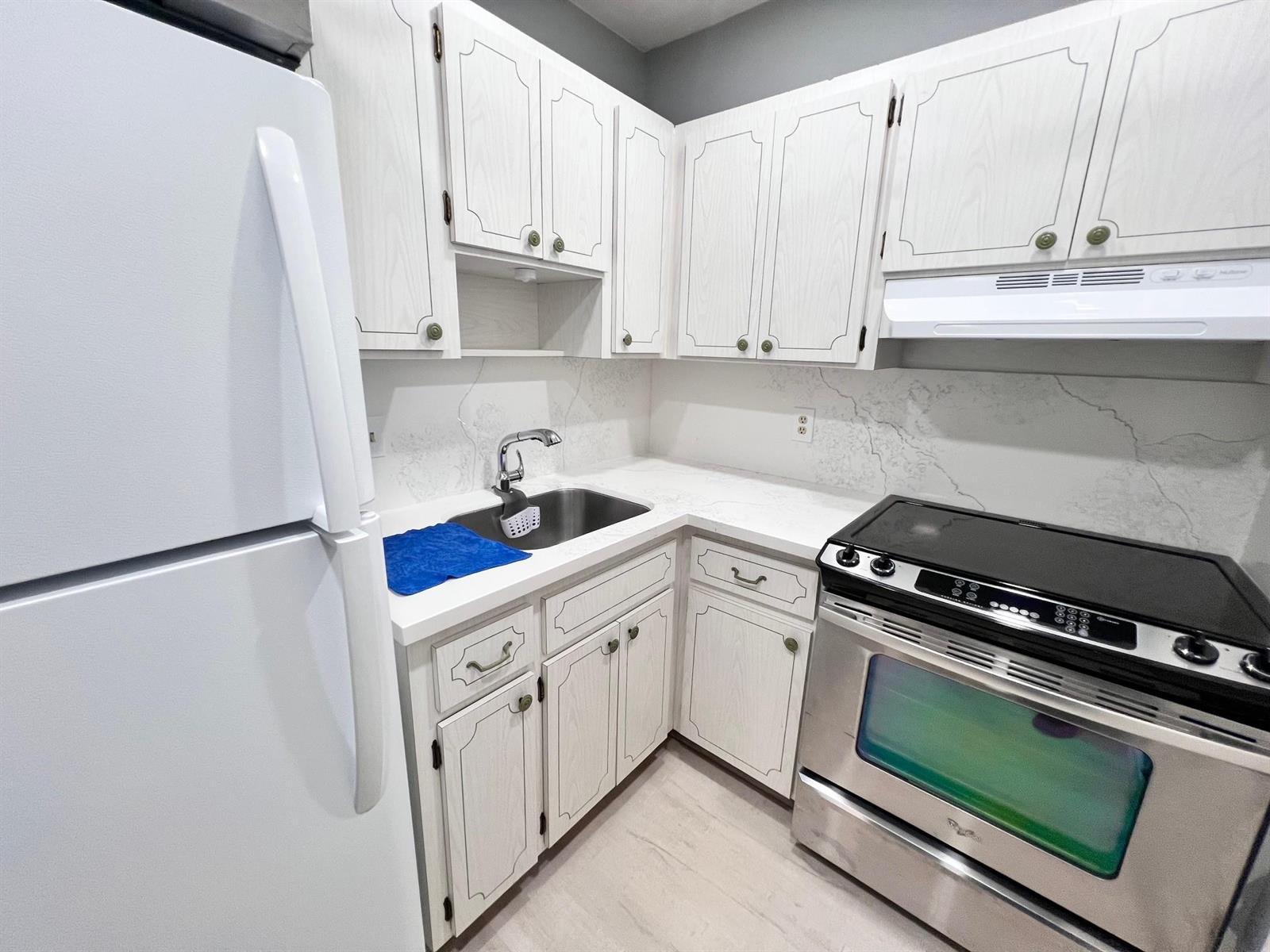 3550 NW 8th Avenue # 612, Pompano Beach FL 33064 photo 3