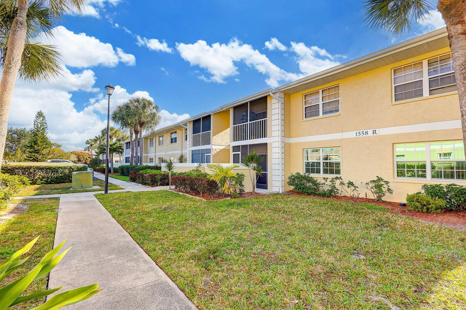 1558 SE Royal Green Circle # 101, Port St. Lucie FL 34952 photo 2