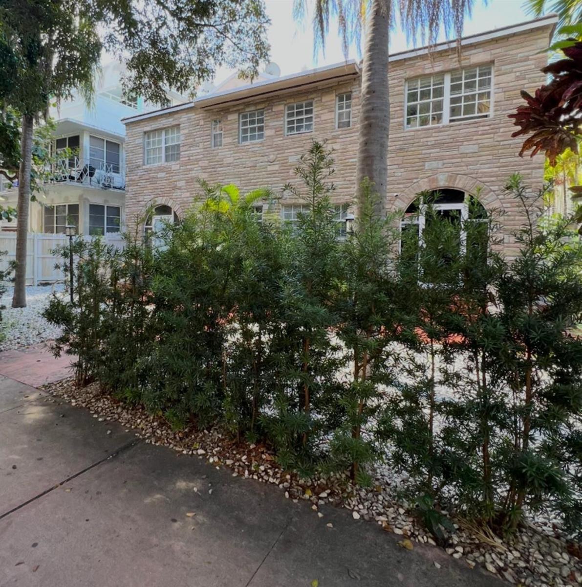 828 Pennsylvania Avenue, Miami Beach FL 33139 photo 2