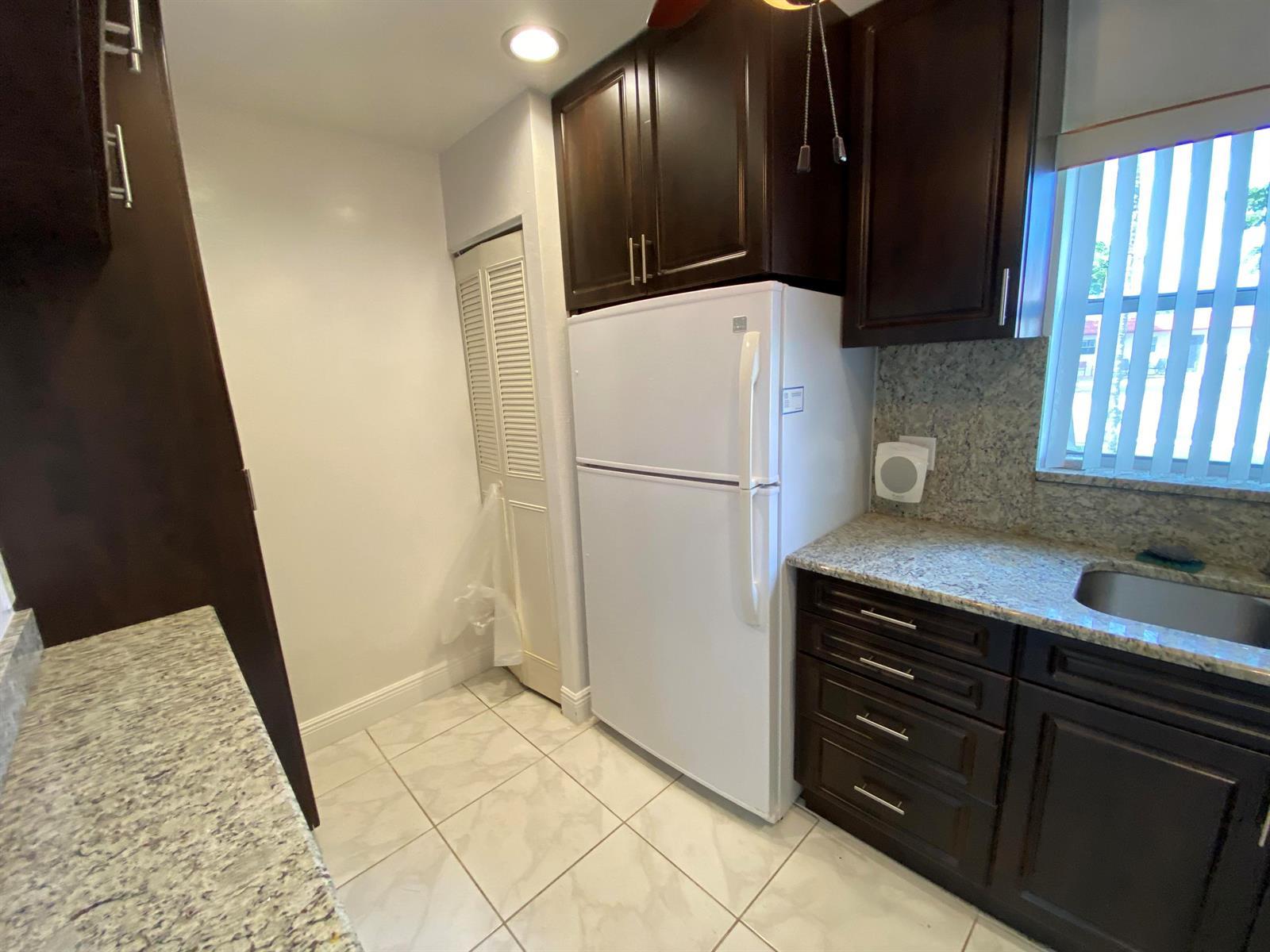138 Lake Frances Drive, West Palm Beach FL 33411 photo 3