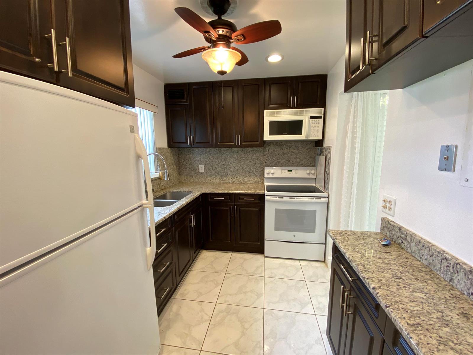138 Lake Frances Drive, West Palm Beach FL 33411 photo 4