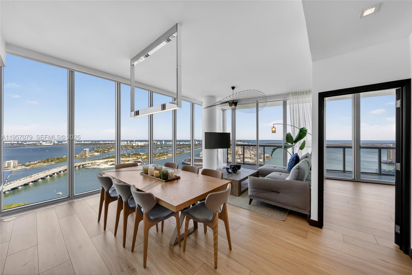 888 Biscayne Blvd # 5508, Miami FL 33132 photo 3