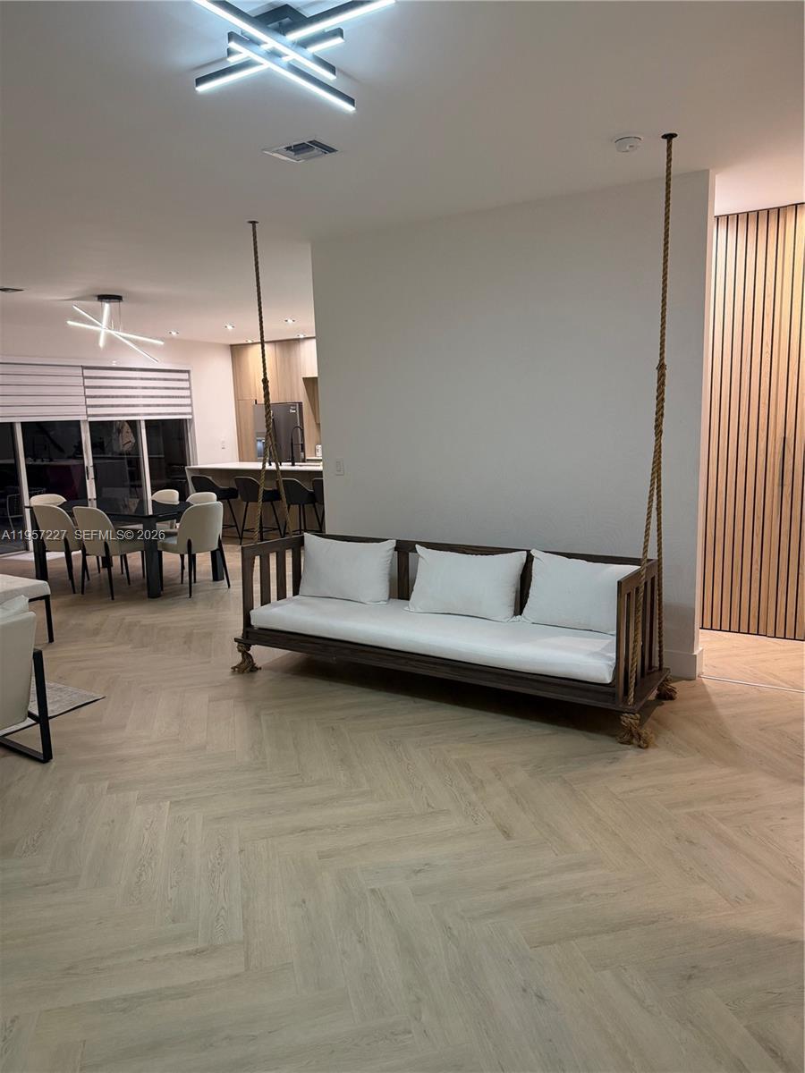 7476 NW 113th Path, Doral FL 33178 photo 5