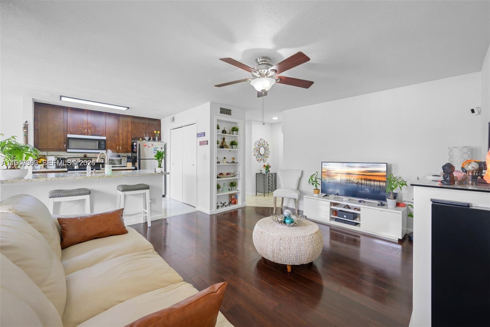 777 Riverside Dr # 1521, Coral Springs FL 33071 photo 5