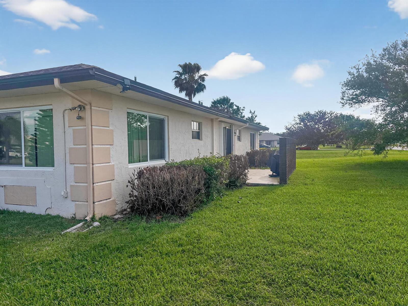 5852 Dream Court # 35, Fort Pierce FL 34982 photo 2
