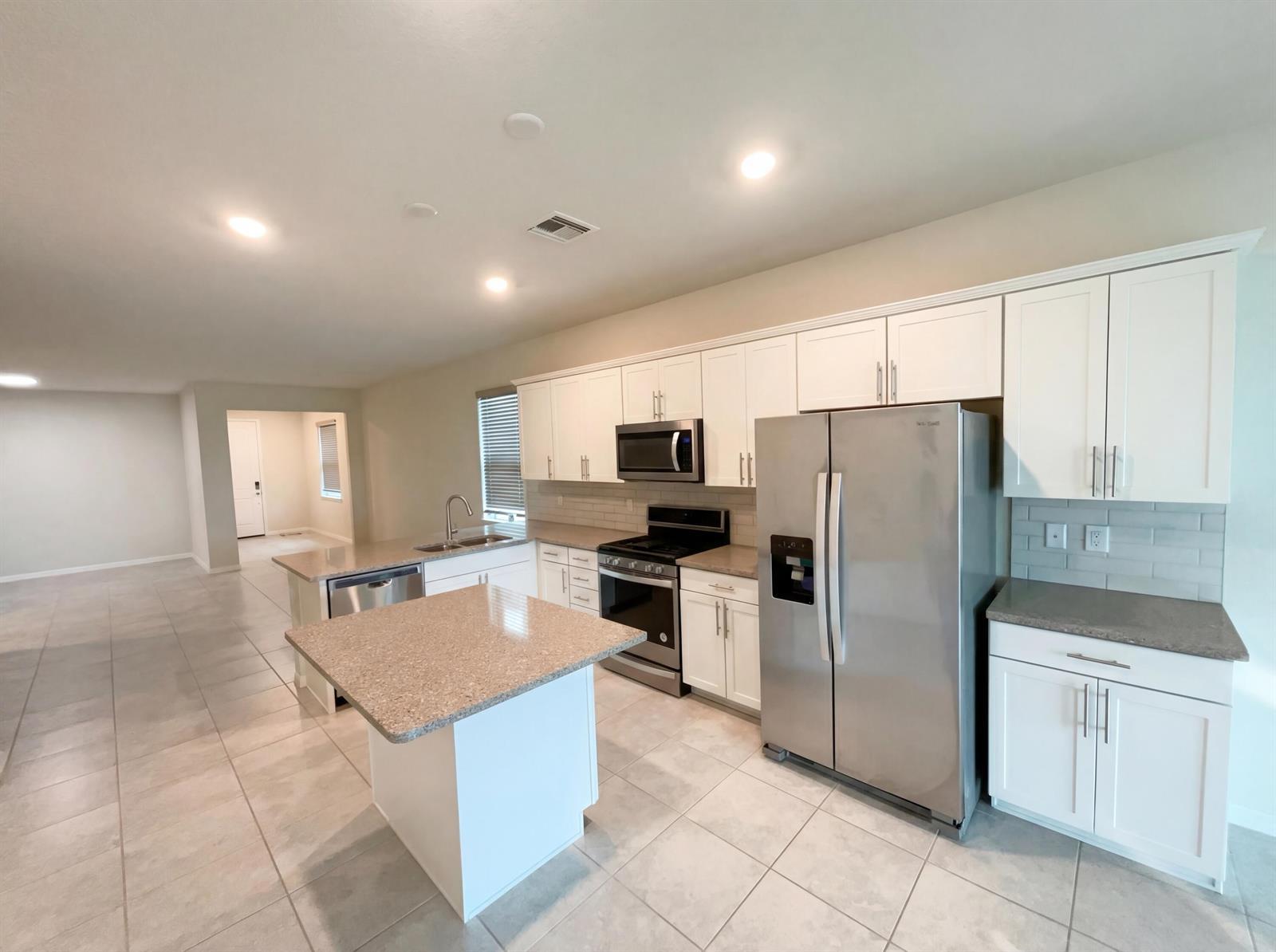 10214 SW Captiva Drive, Port St. Lucie FL 34987 photo 2