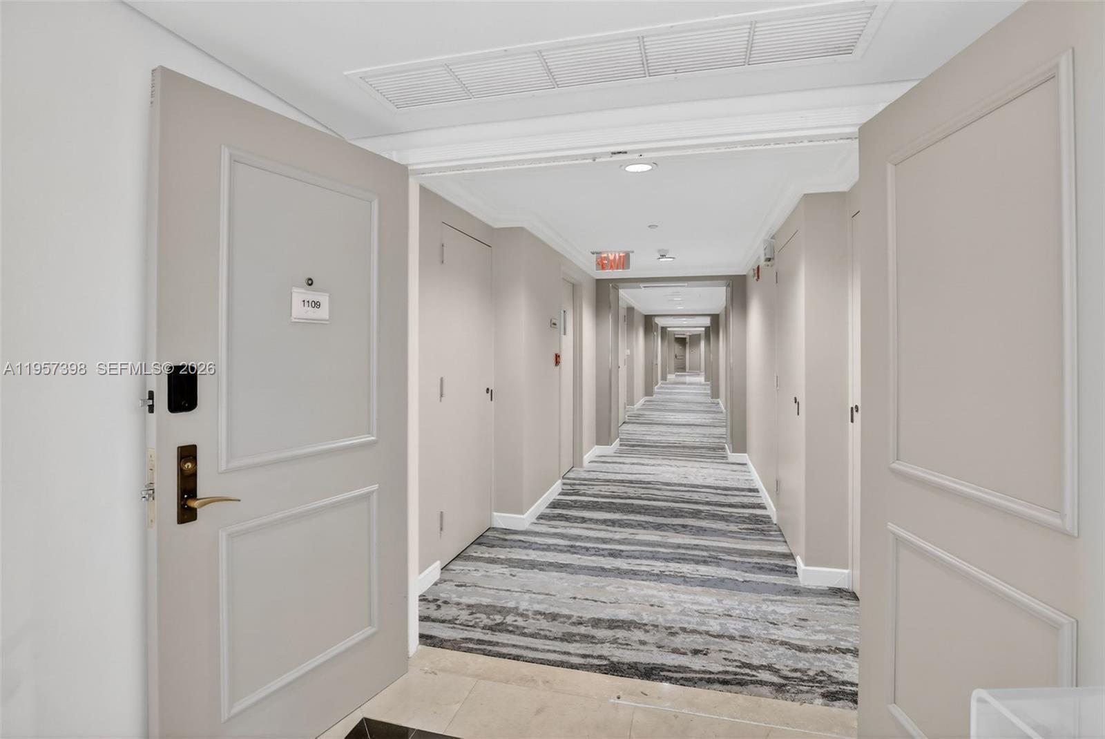 7000 Island Blvd # 1109, Aventura FL 33160 photo 2