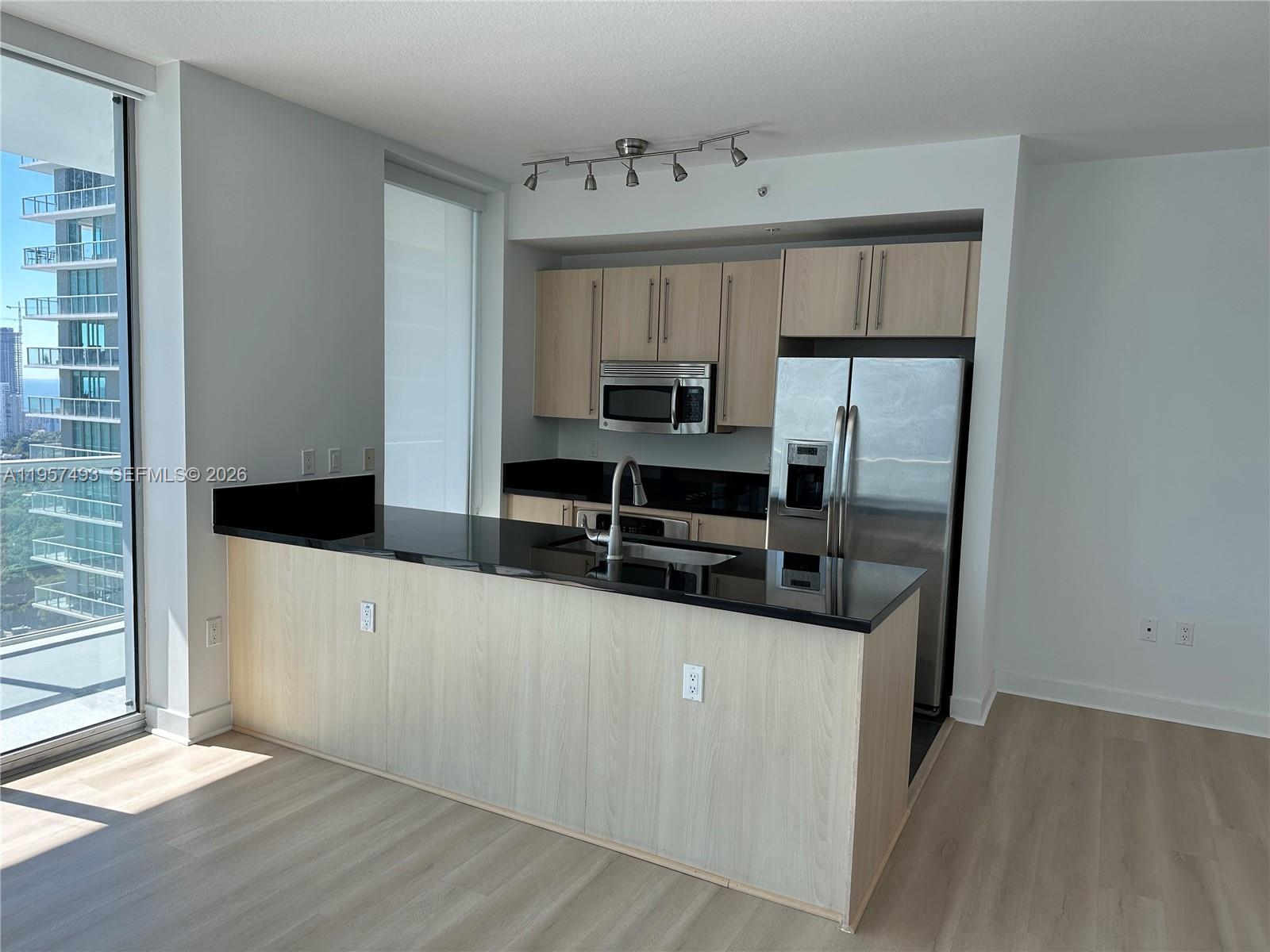 1111 SW 1st Ave, Miami FL 33130 photo 4