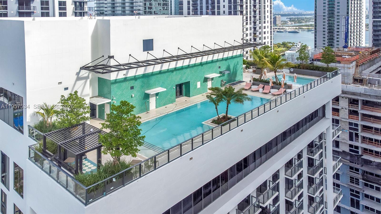 11 NE 6th St # 902, Miami FL 33132 photo 2