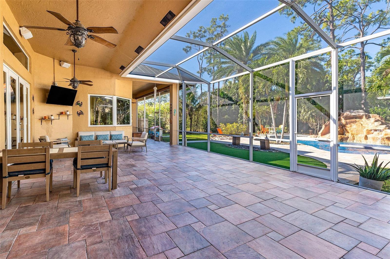 7033 NW 63rd Way, Parkland FL 33067 photo 5