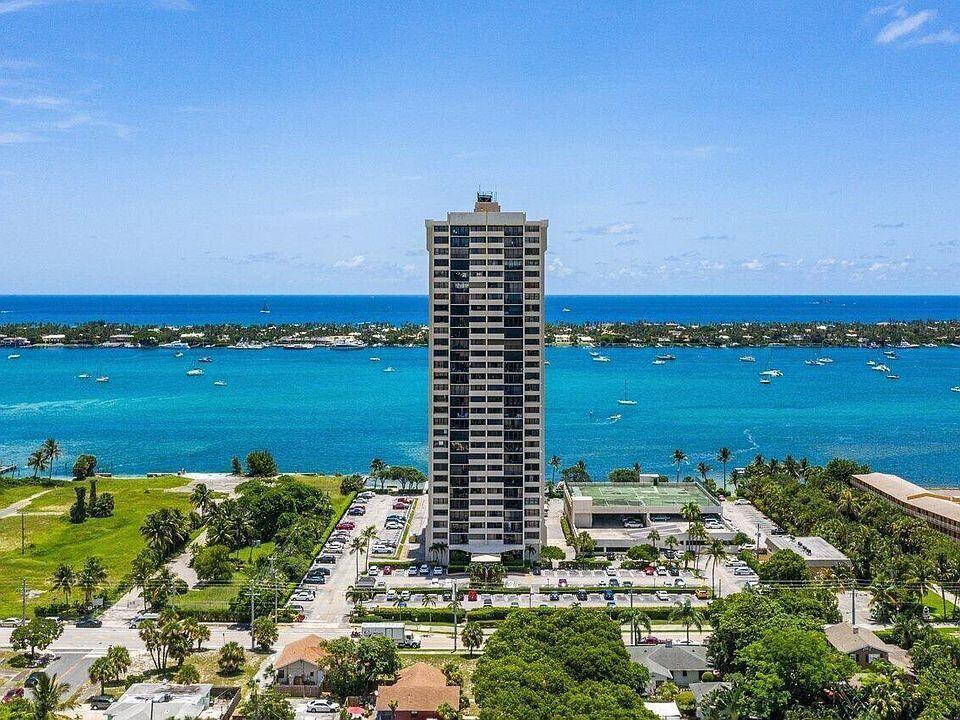 5600 N Flagler Drive # 1908, West Palm Beach FL 33407