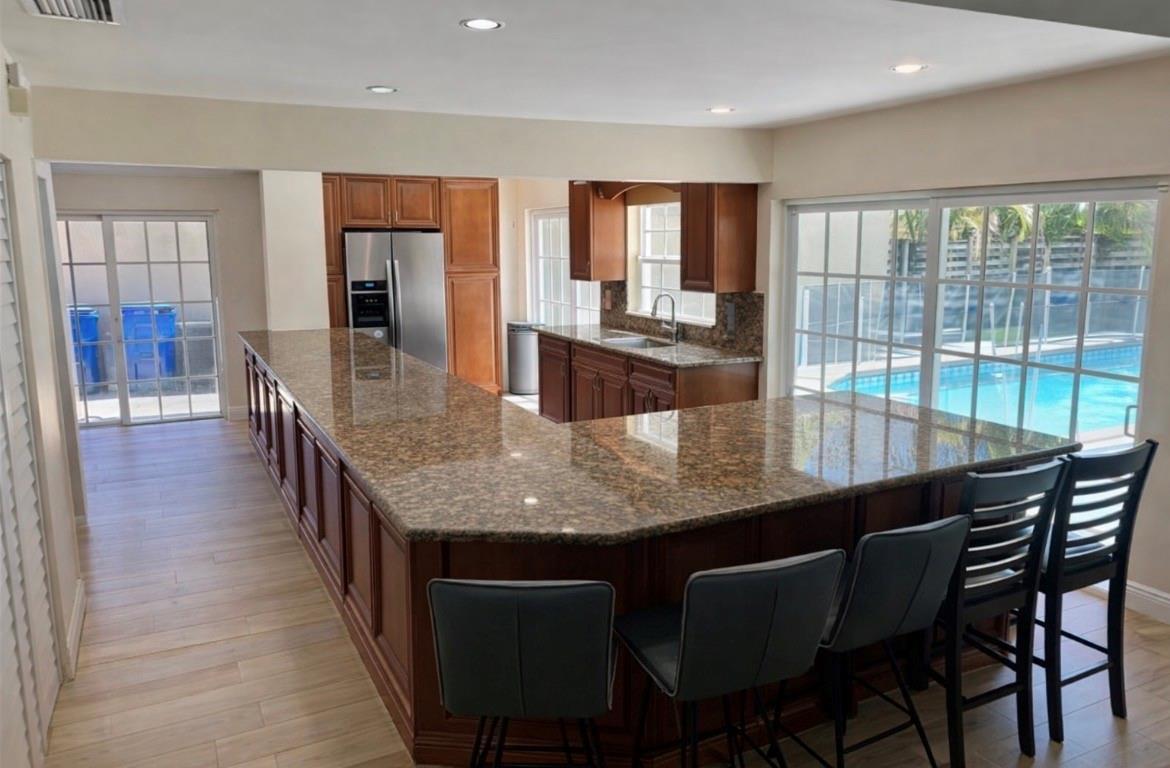4104 N 49th Avenue, Hollywood FL 33021 photo 2