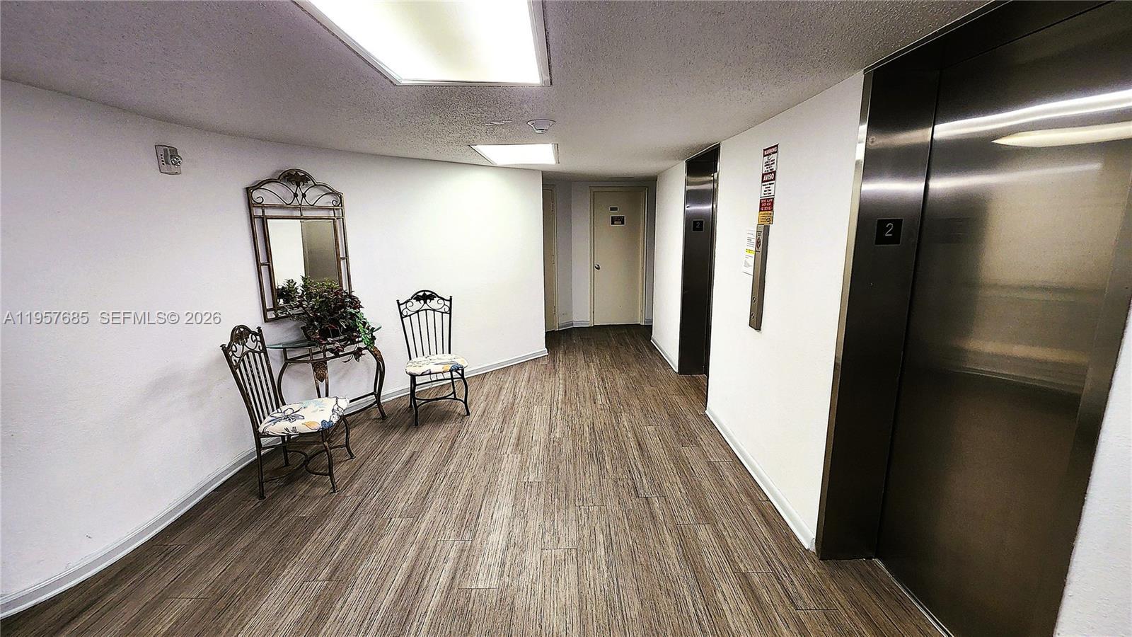 Hallandale Beach, FL 33009 photo 3