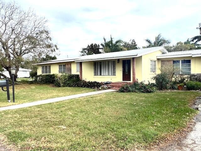 2316 Bacom Point Road, Pahokee FL 33476